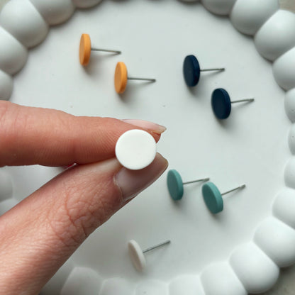 Medium Dots round